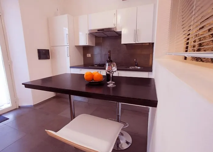 Villino Erminia - Seaside Art 4* 皮佐