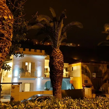 Villino Erminia - Seaside Art Pizzo (Calabria)