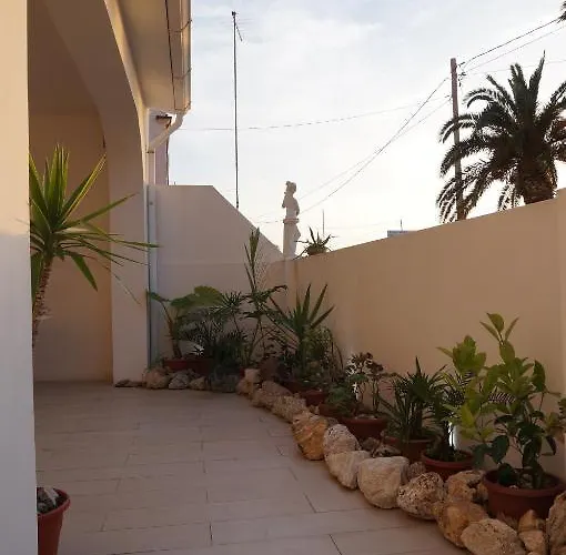 Villino Erminia - Seaside Art 住宿加早餐酒店